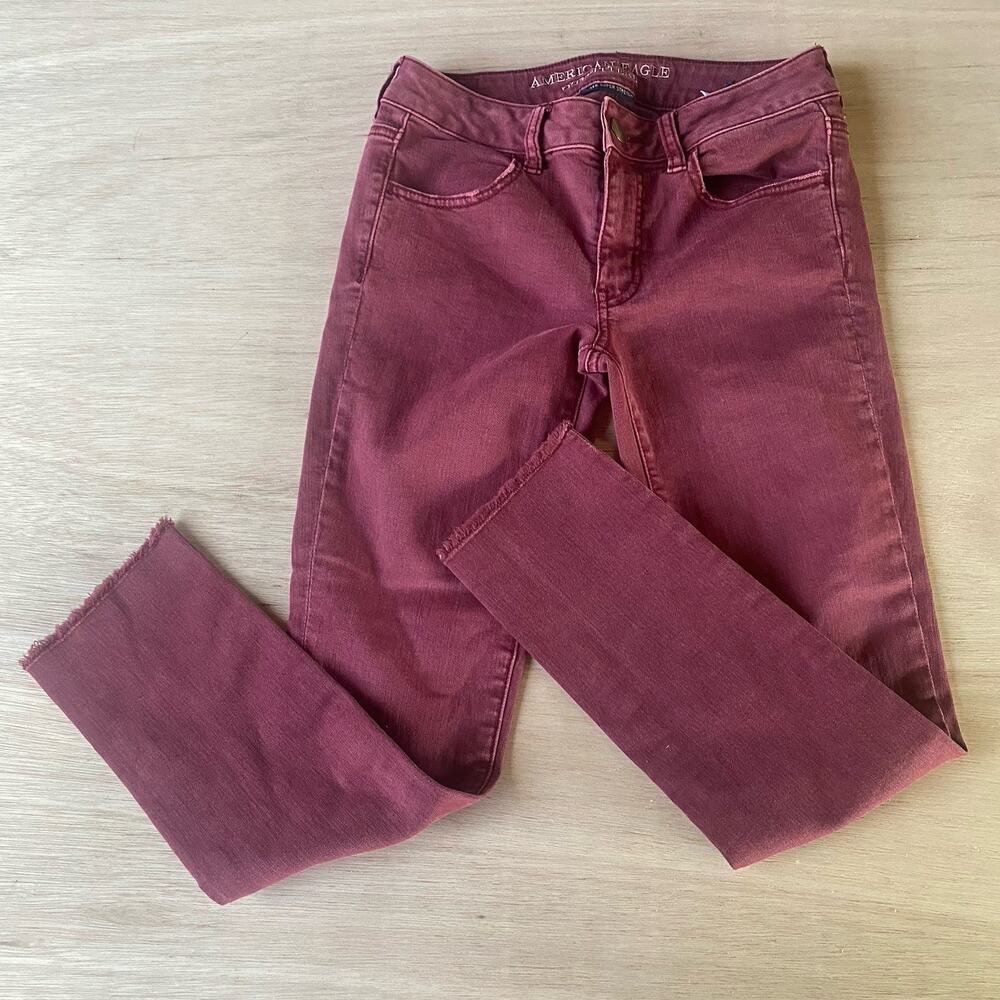 American Eagle Outfitters Super Super Stretch Jegging Crop Raw Hem Jeans Size 4